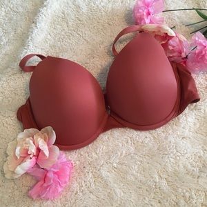 NWOT PINK Wear Everywhere Push Up